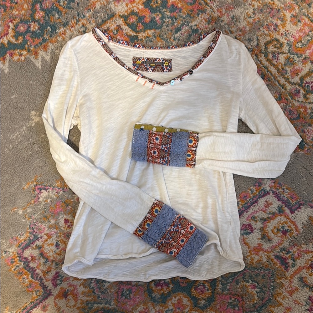 Anthropologie White Graphic Embellished Long Sleeve Blouse